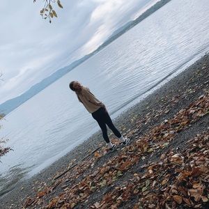 Meet your Posher, Kayla